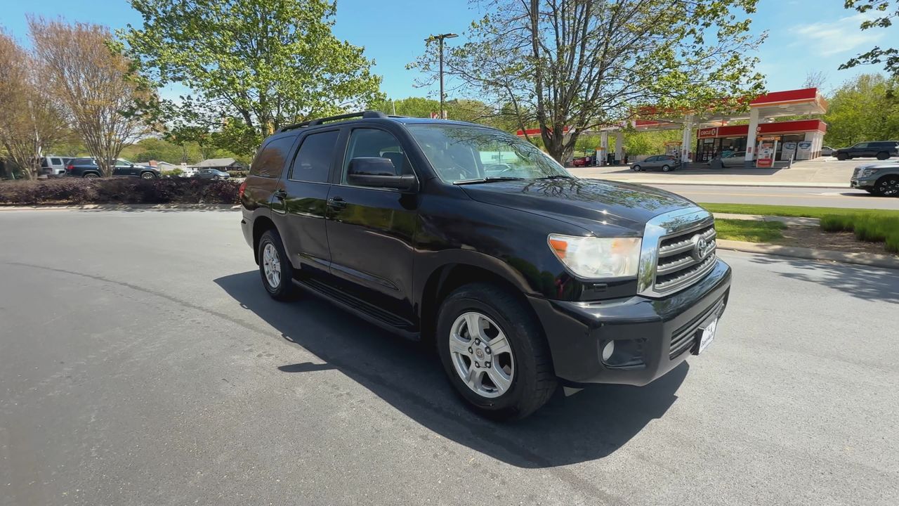 2012 Toyota Sequoia SR5 photo 2
