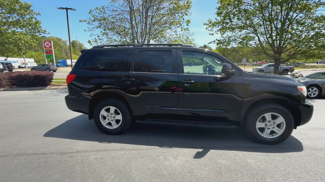 2012 Toyota Sequoia SR5 photo 9