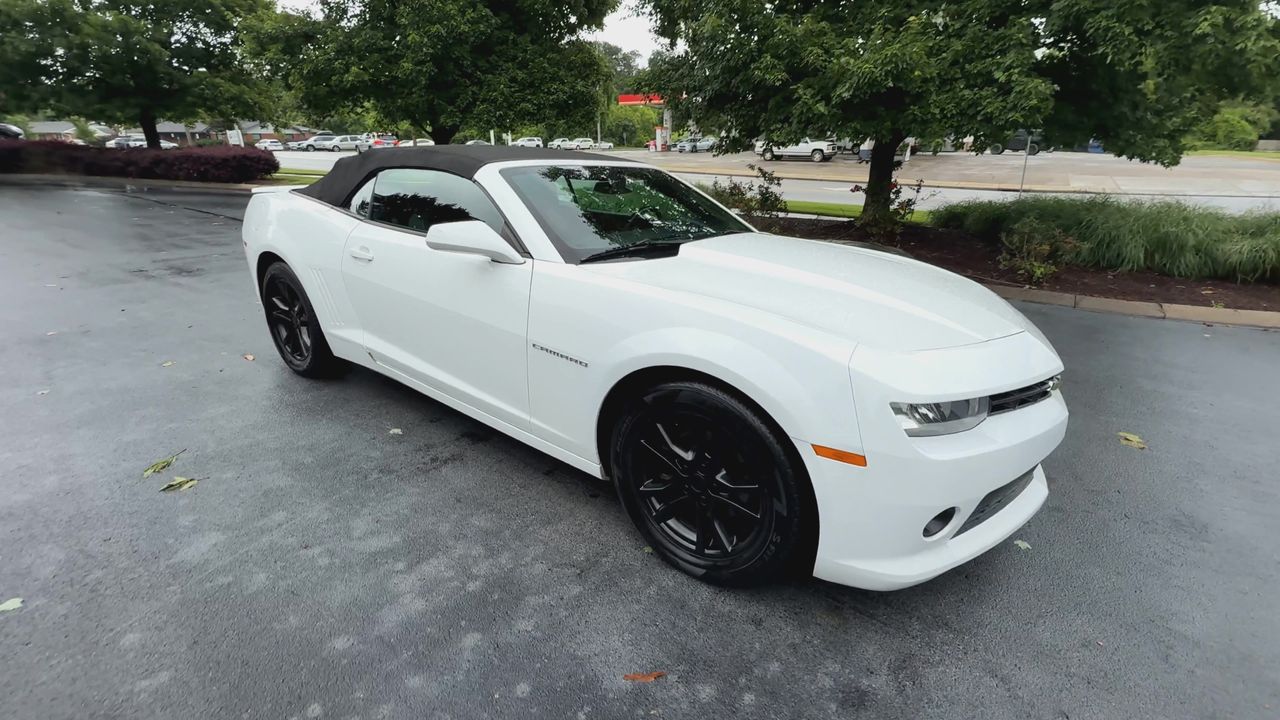 2015 Chevrolet Camaro 1LT photo 2