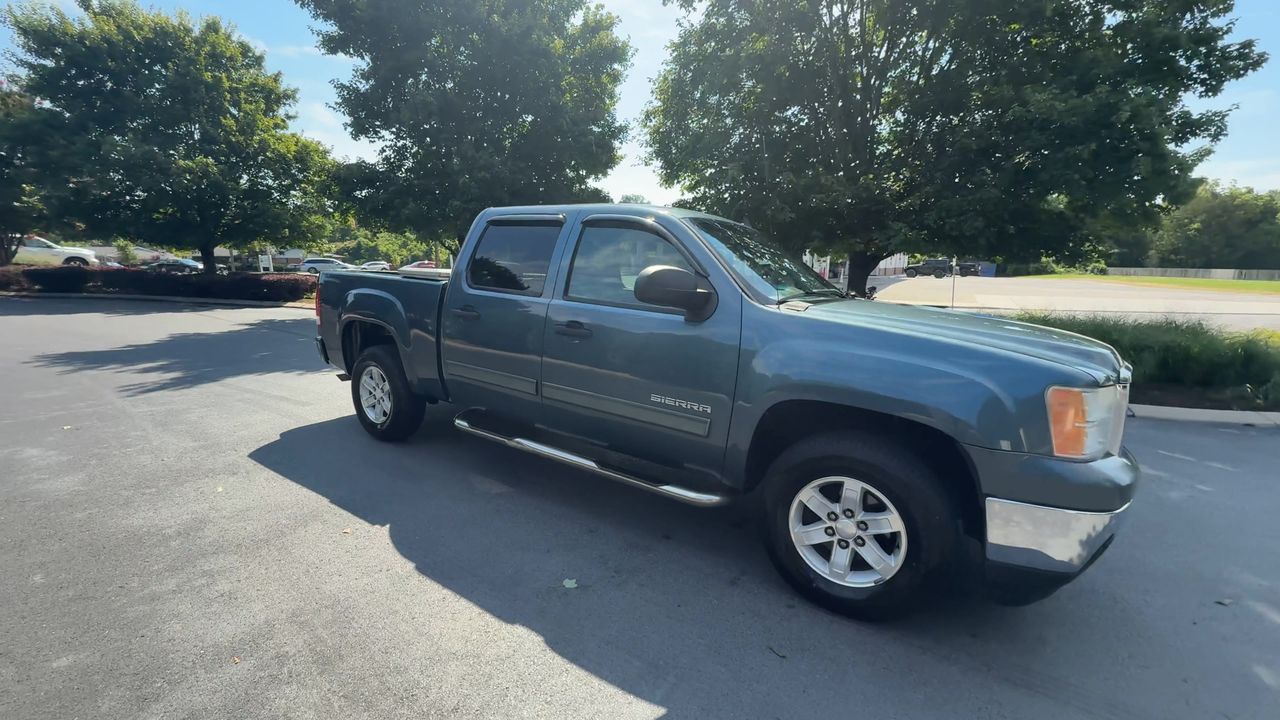 2012 Gmc Sierra SLE photo 2