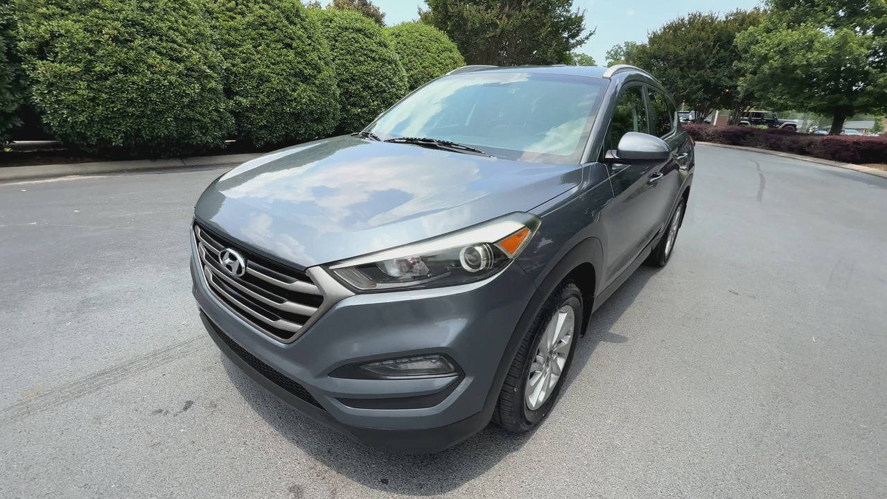 2016 Hyundai Tucson SE photo 3