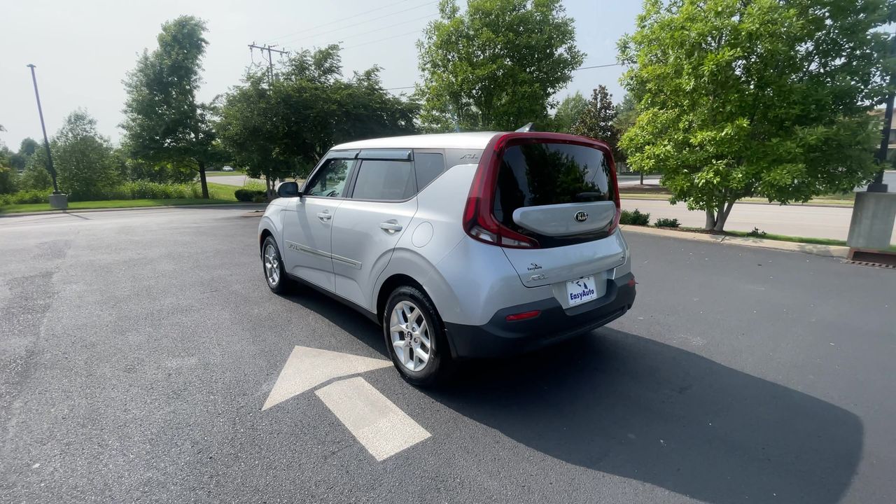 2020 Kia Soul S photo 3