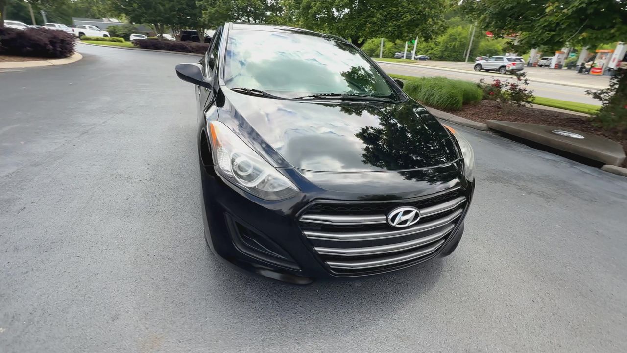 2016 Hyundai Elantra GT Base photo 3
