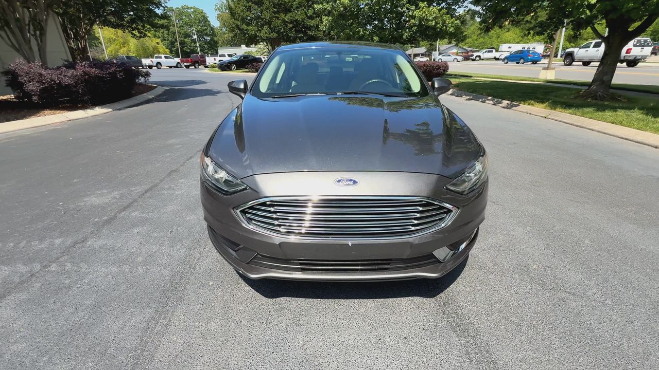 2017 Ford Fusion S photo 3