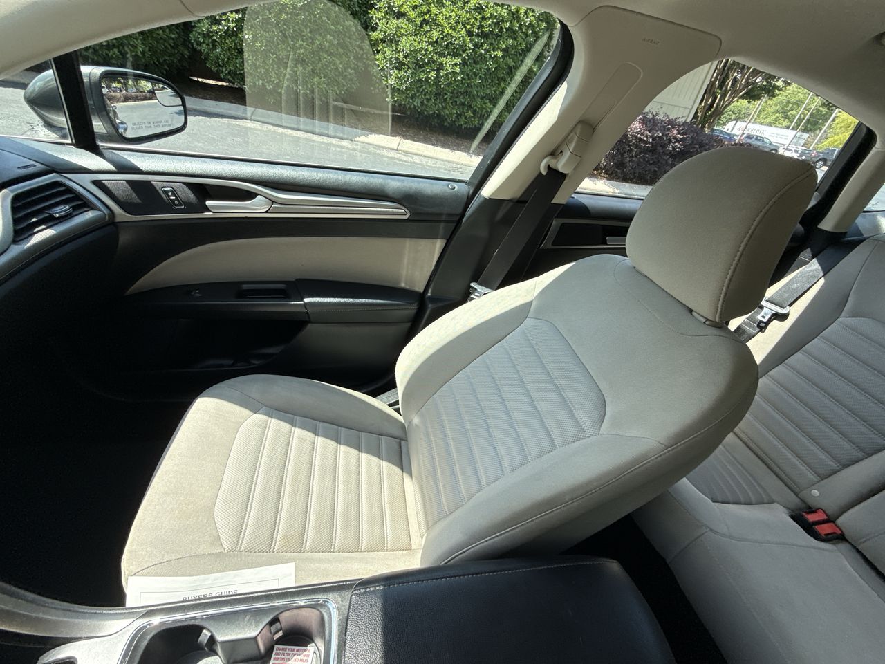 2017 Ford Fusion S photo 18