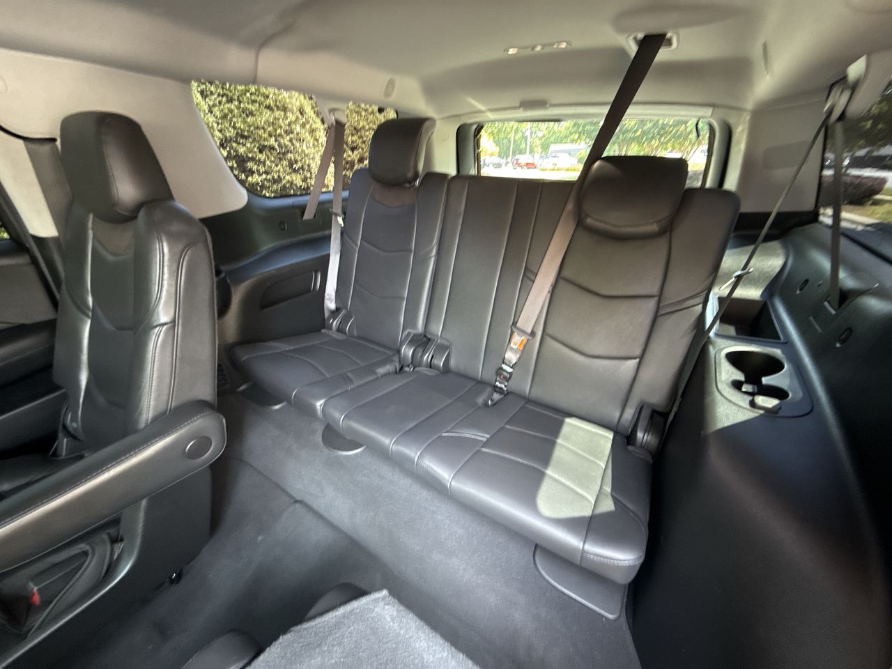 2019 Cadillac Escalade ESV Luxury photo 22