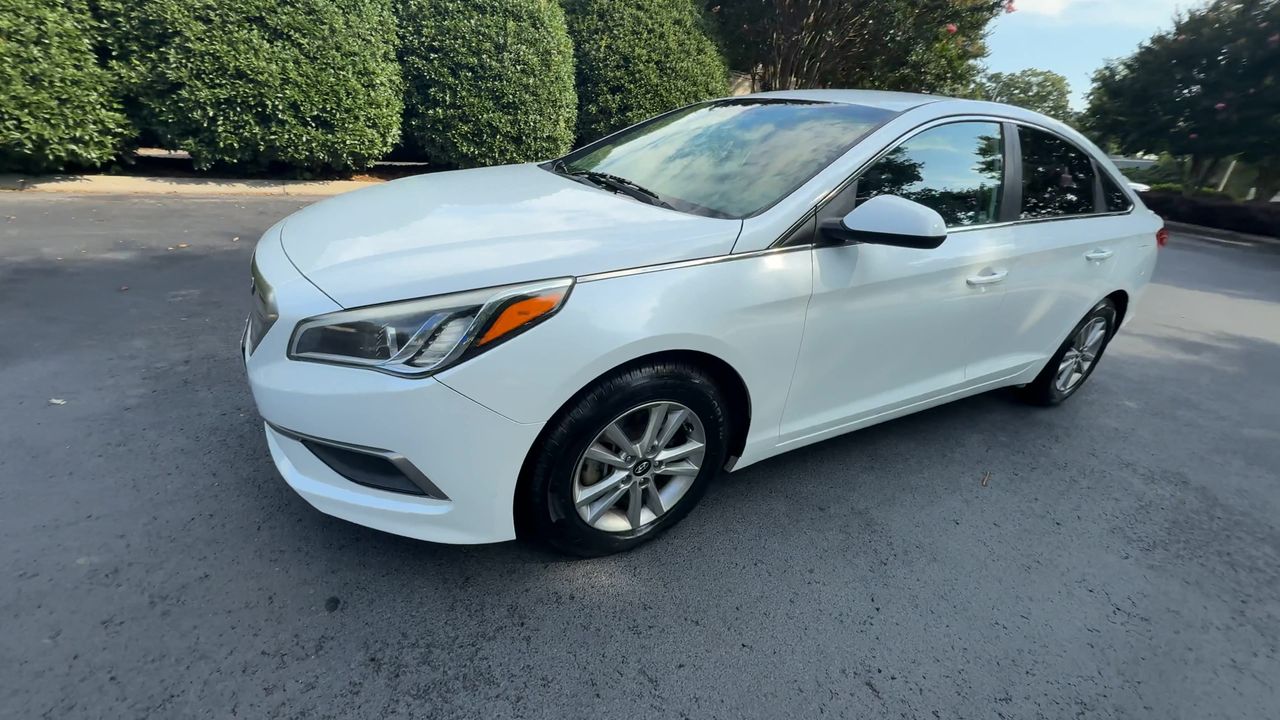 2017 Hyundai Sonata SE photo 3