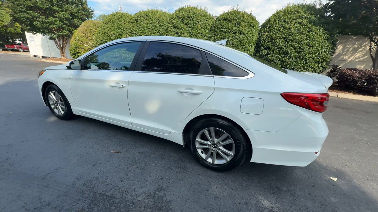 2017 Hyundai Sonata SE photo 5