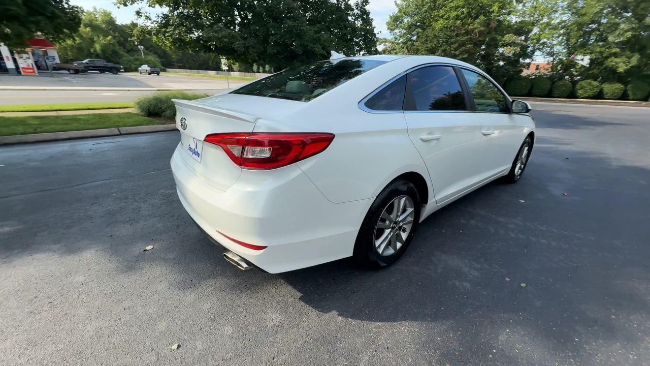 2017 Hyundai Sonata SE photo 7
