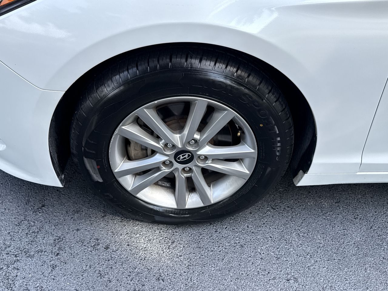 2017 Hyundai Sonata SE photo 9