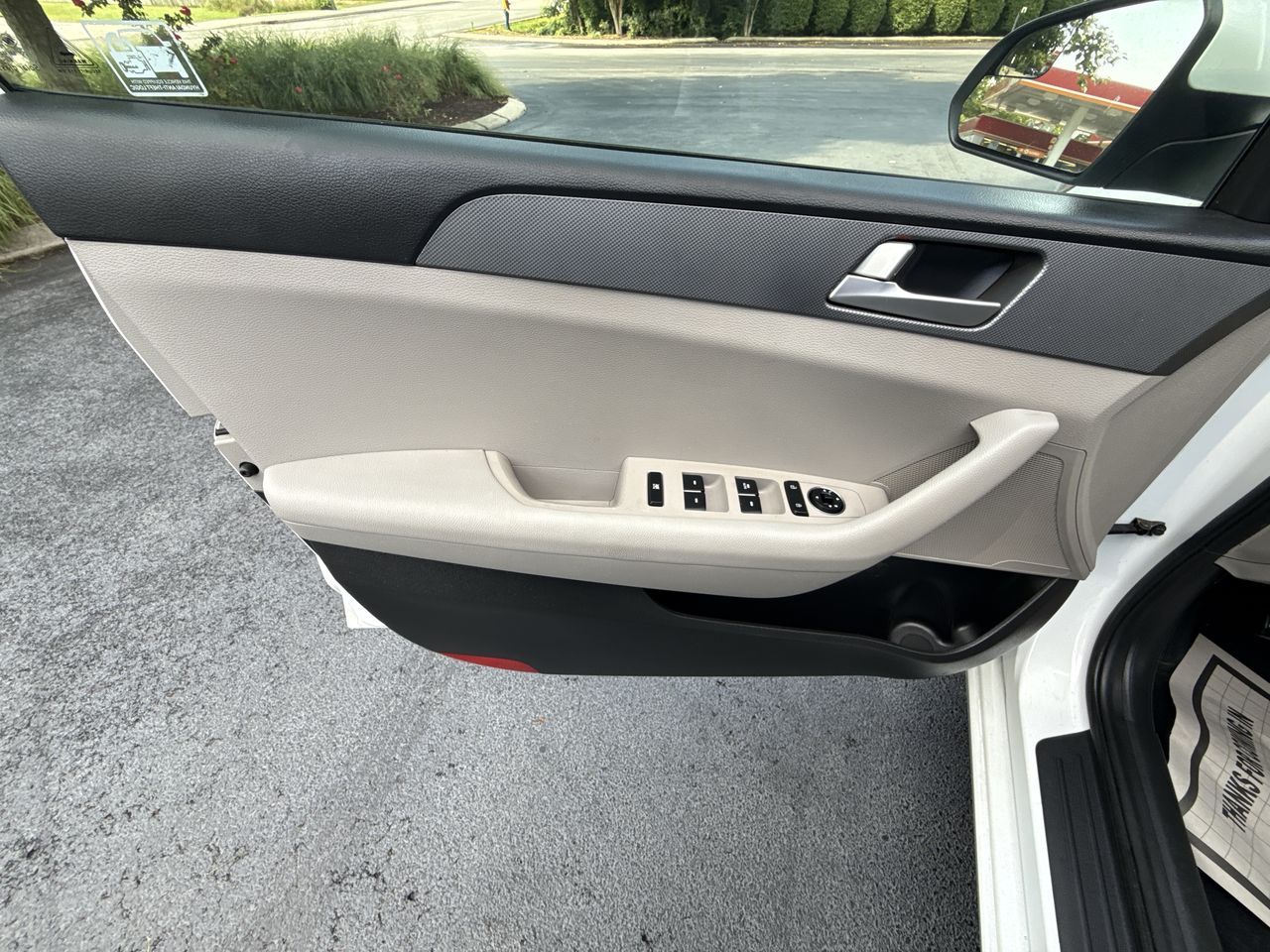 2017 Hyundai Sonata SE photo 11