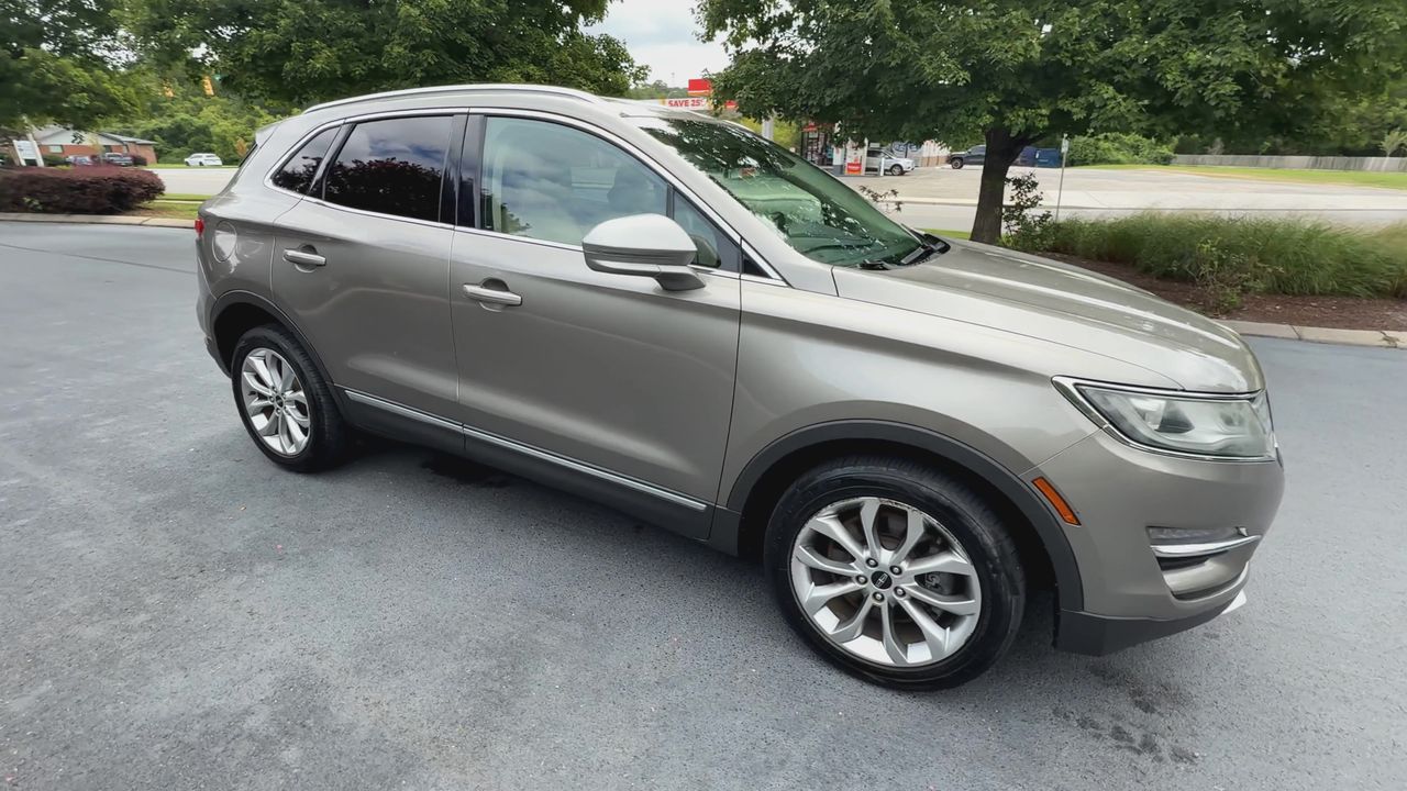 2017 Lincoln MKC Select photo 2