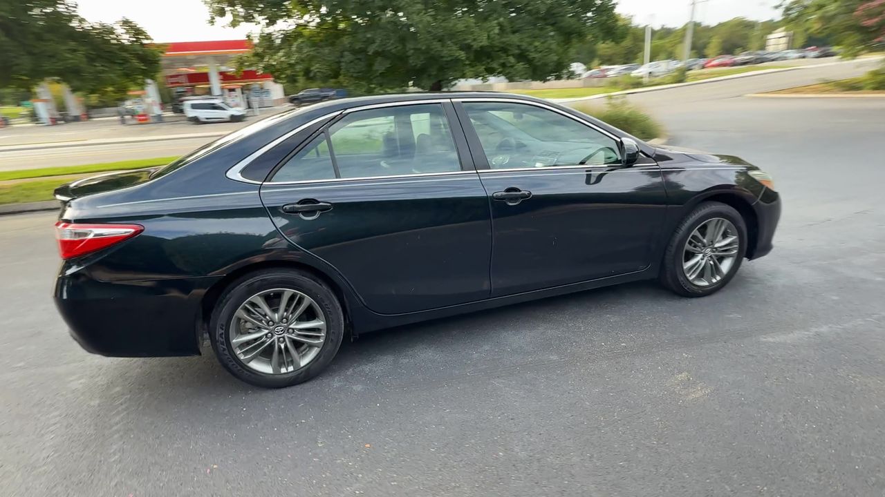 2017 Toyota Camry XLE XSE photo 8