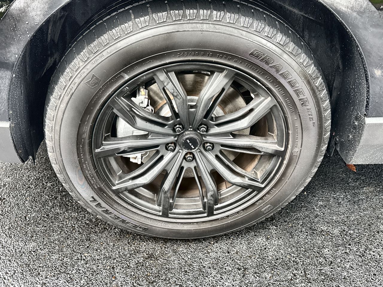 2016 Ford Edge SEL photo 8