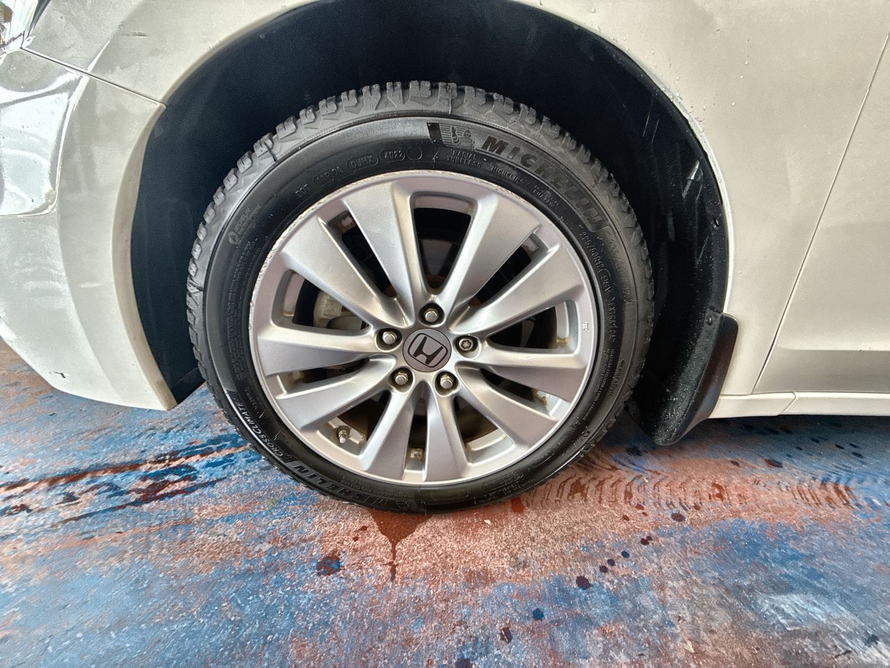2012 Honda Accord EX photo 2