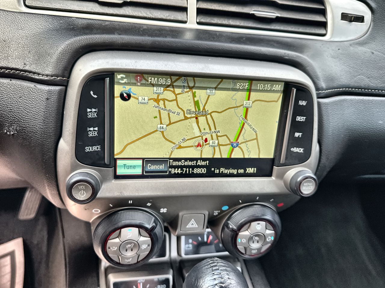 2014 Chevrolet Camaro 2LT photo 18