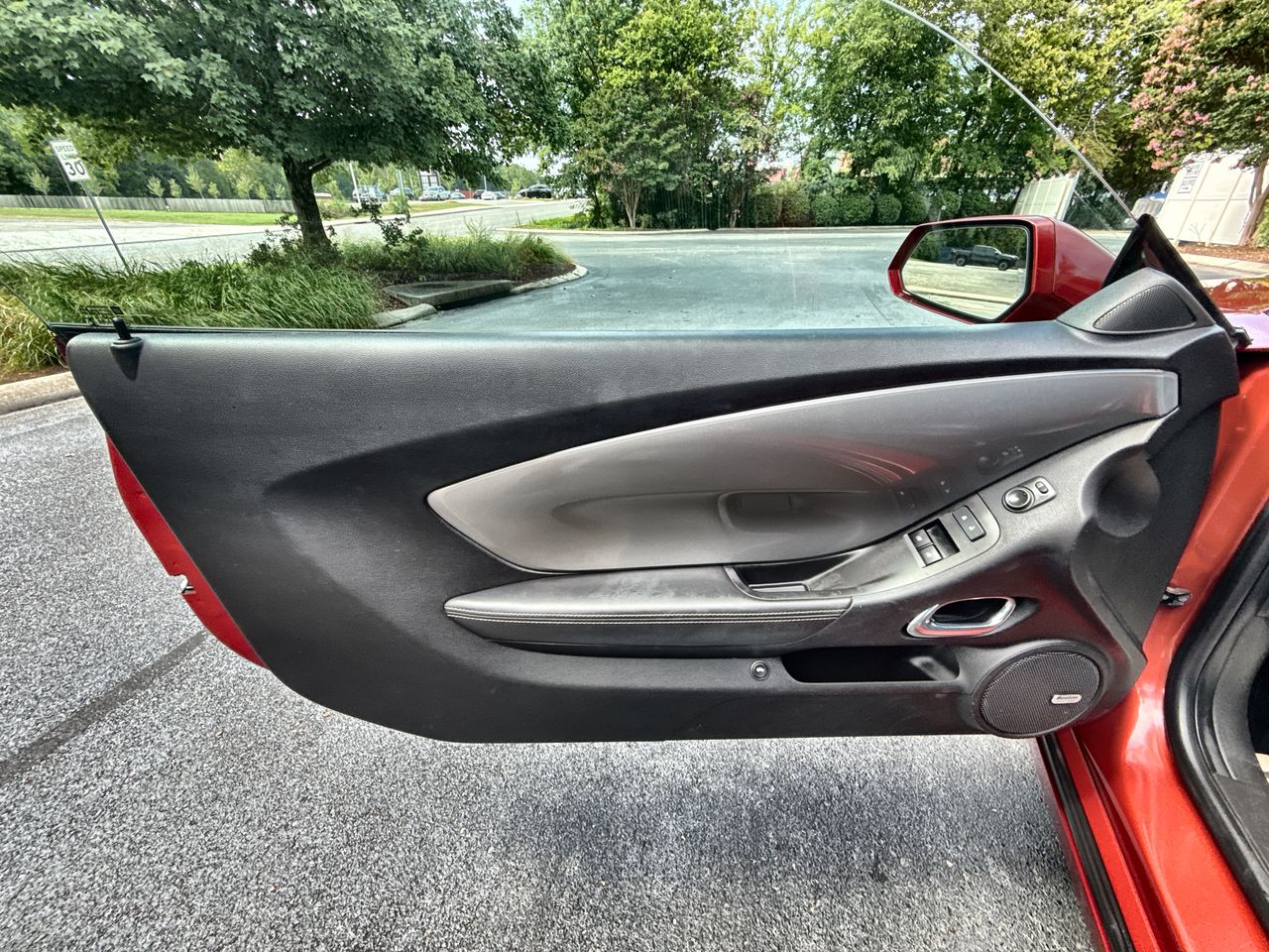 2014 Chevrolet Camaro 2LT photo 12