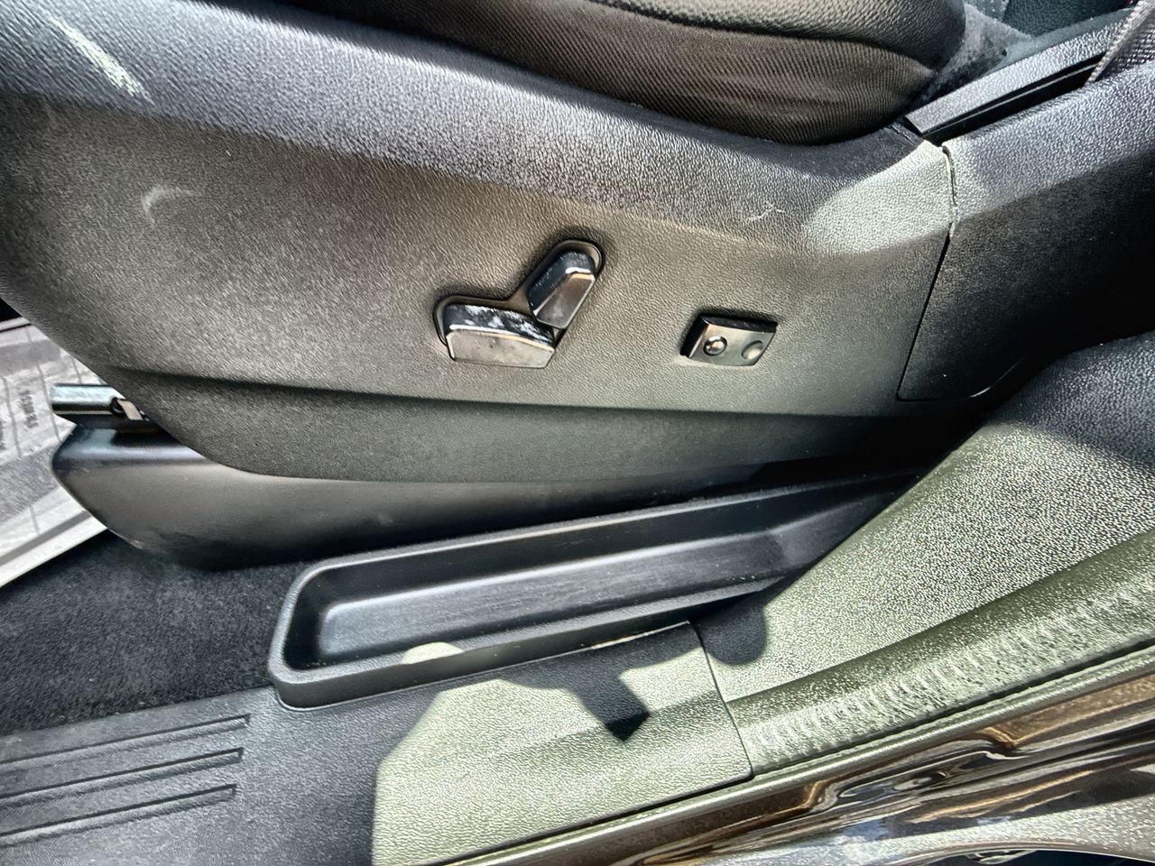 2016 Dodge Grand Caravan R/T photo 13