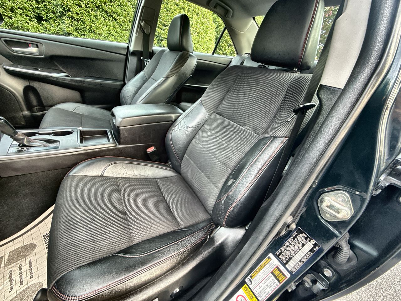 2017 Toyota Camry XLE XSE photo 13