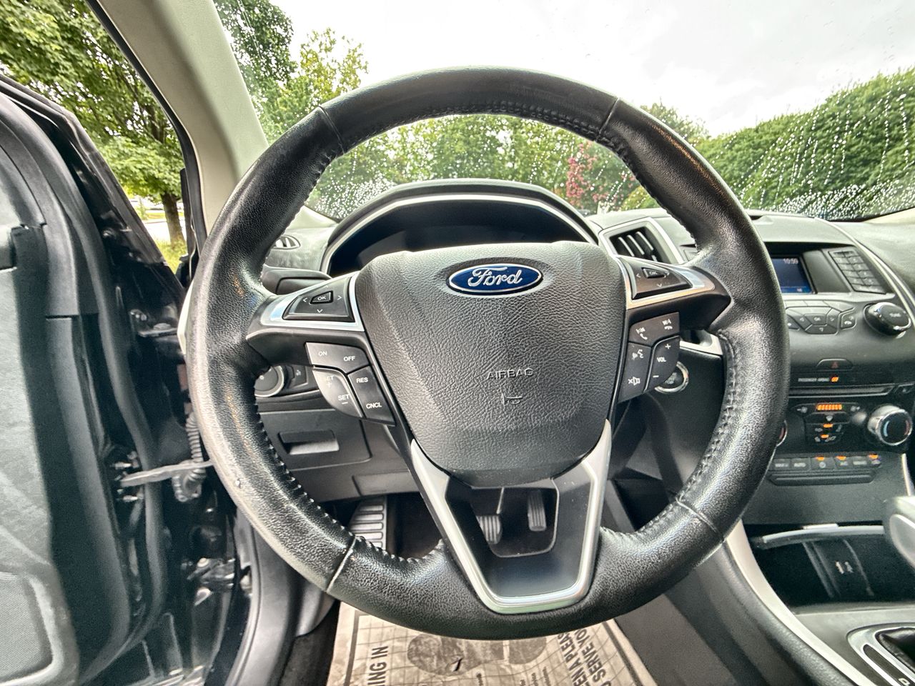 2016 Ford Edge SEL photo 11