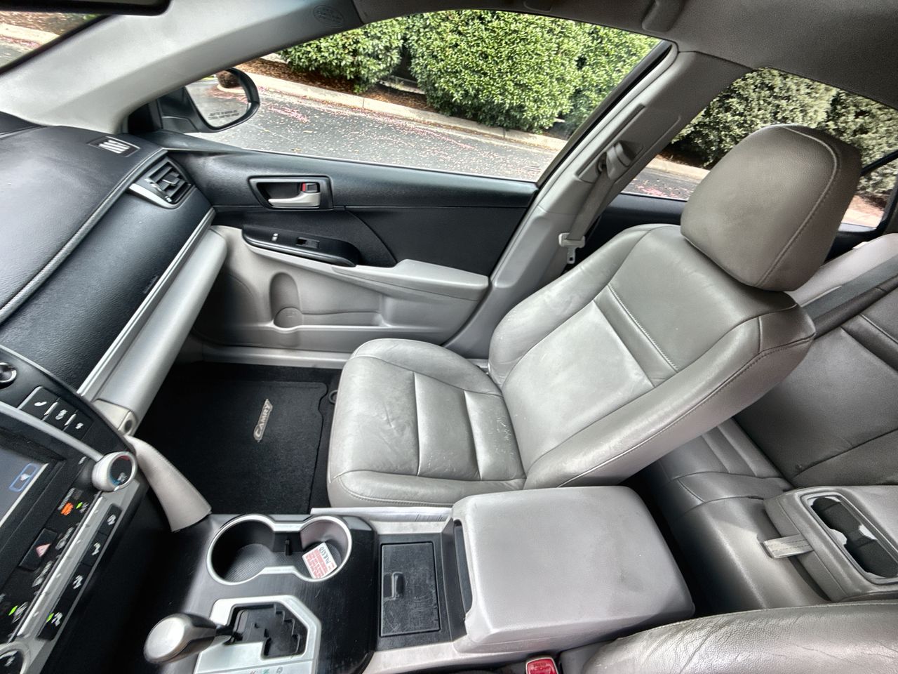 2013 Toyota Camry photo 18