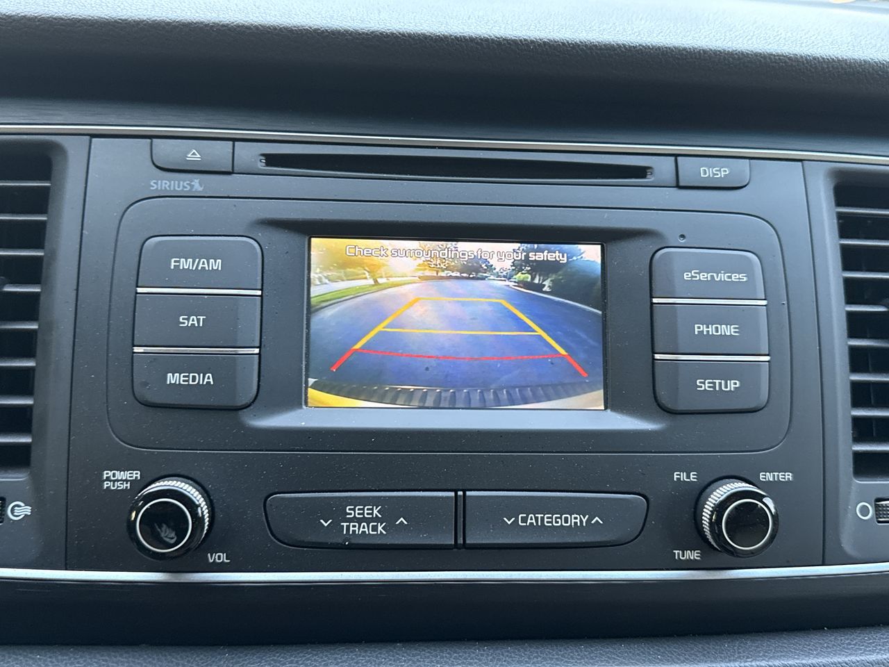 2015 Kia Sedona LX photo 17