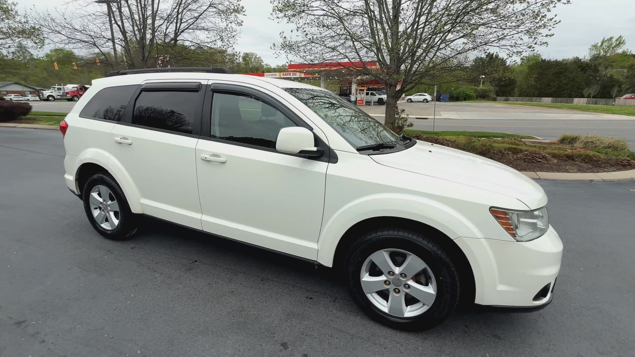 2012 Dodge Journey SXT photo 2