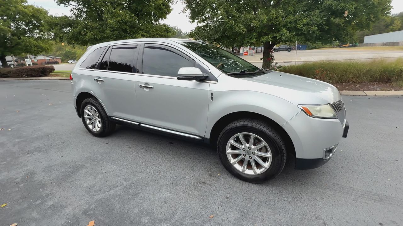 2014 Lincoln MKX photo 2