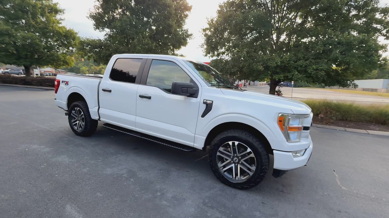 2022 Ford F-150 XL photo 2