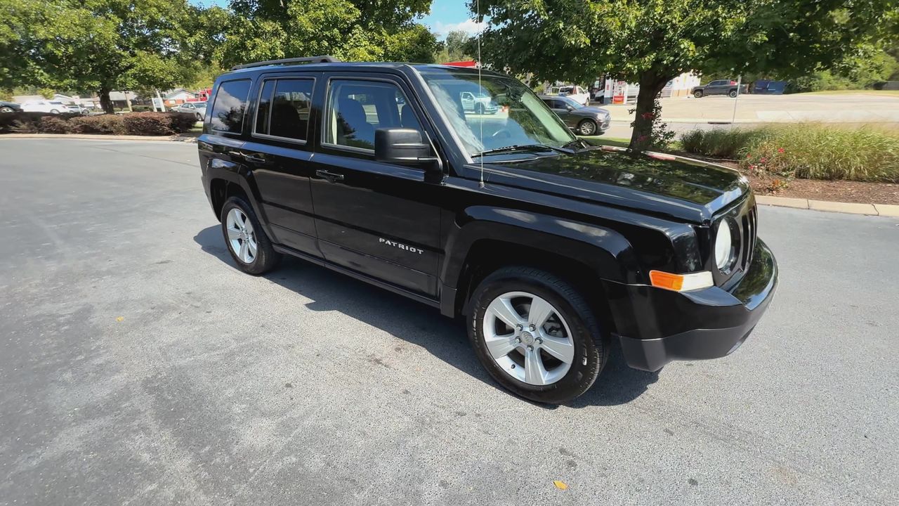 2014 Jeep Patriot Latitude photo 2