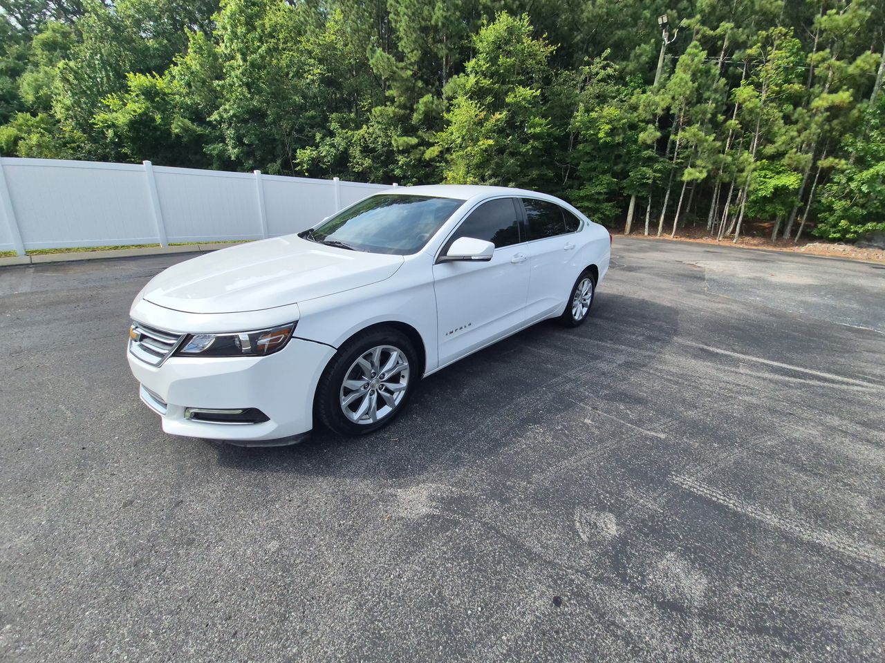 2018 Chevrolet Impala 1LT photo 3