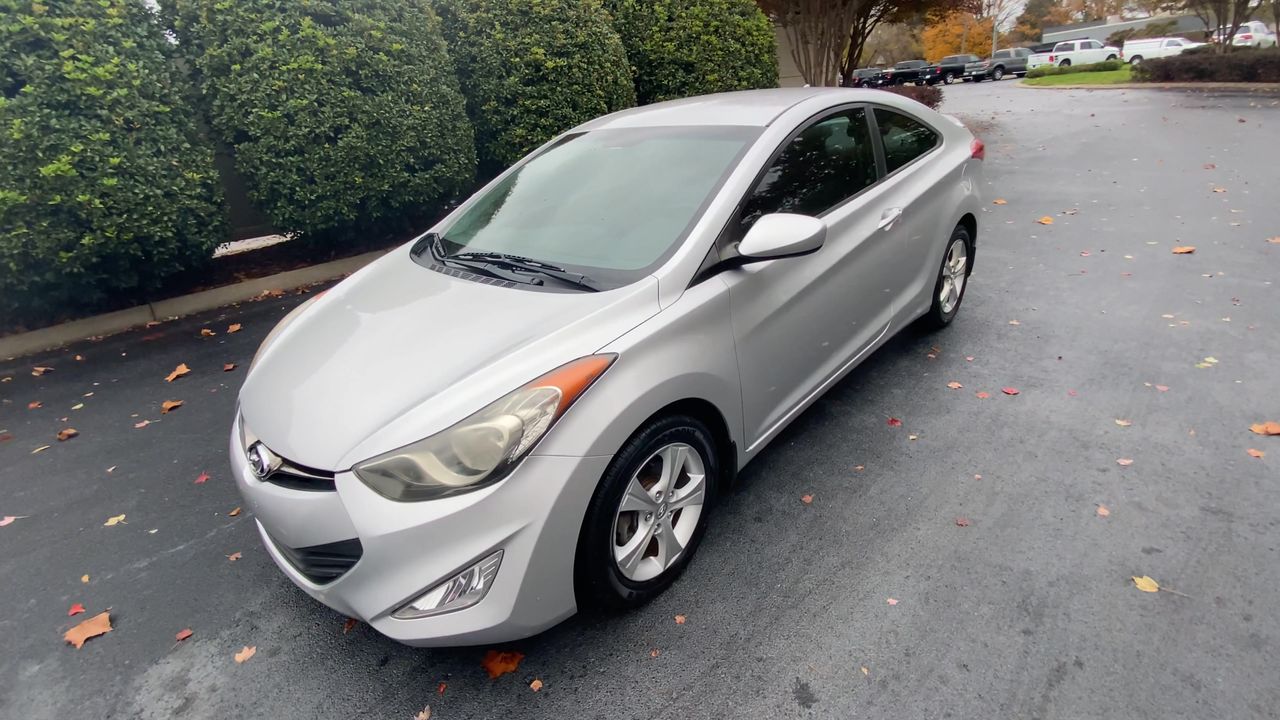 2013 Hyundai Elantra Coupe GS photo 4