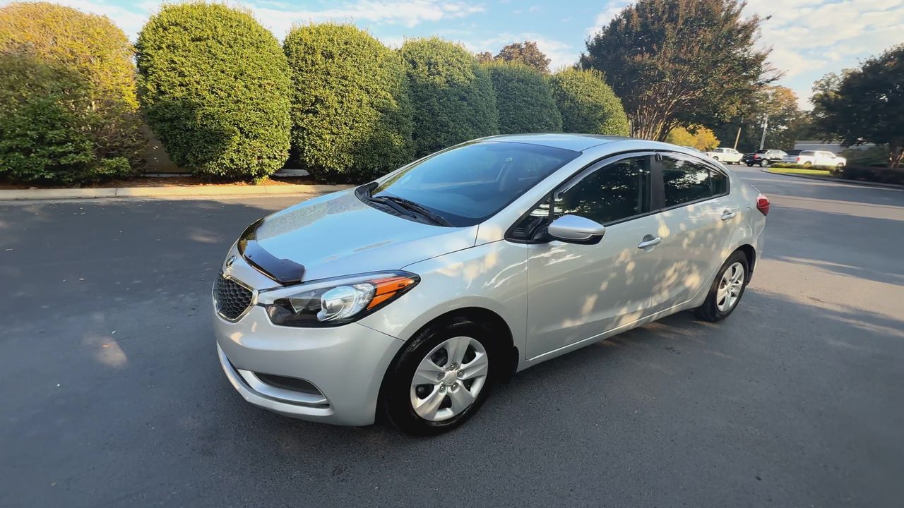 2016 Kia Forte LX photo 4