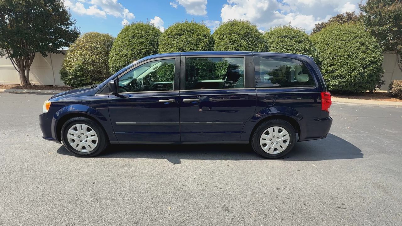 2016 Dodge Grand Caravan SE photo 5