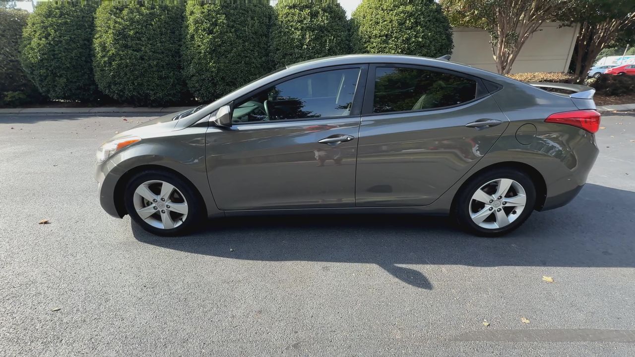 2013 Hyundai Elantra GLS Limited GS SE Tech photo 4