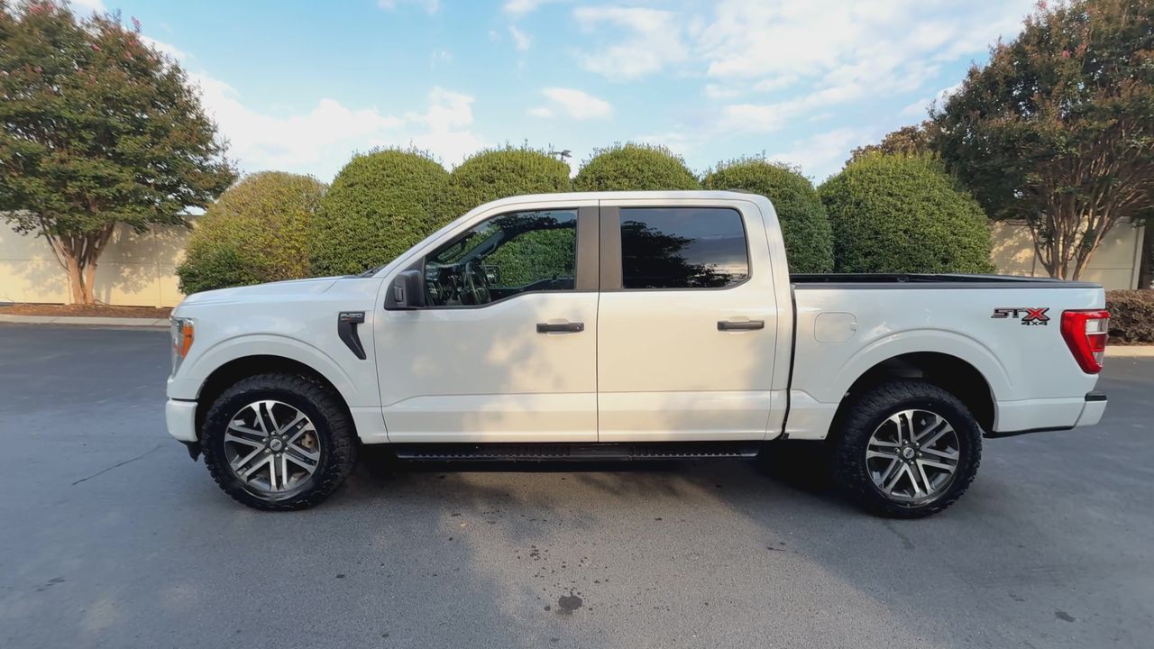2022 Ford F-150 XL photo 5