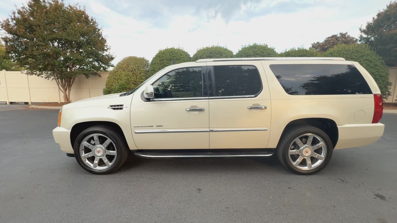 2014 Cadillac Escalade ESV Luxury photo 5