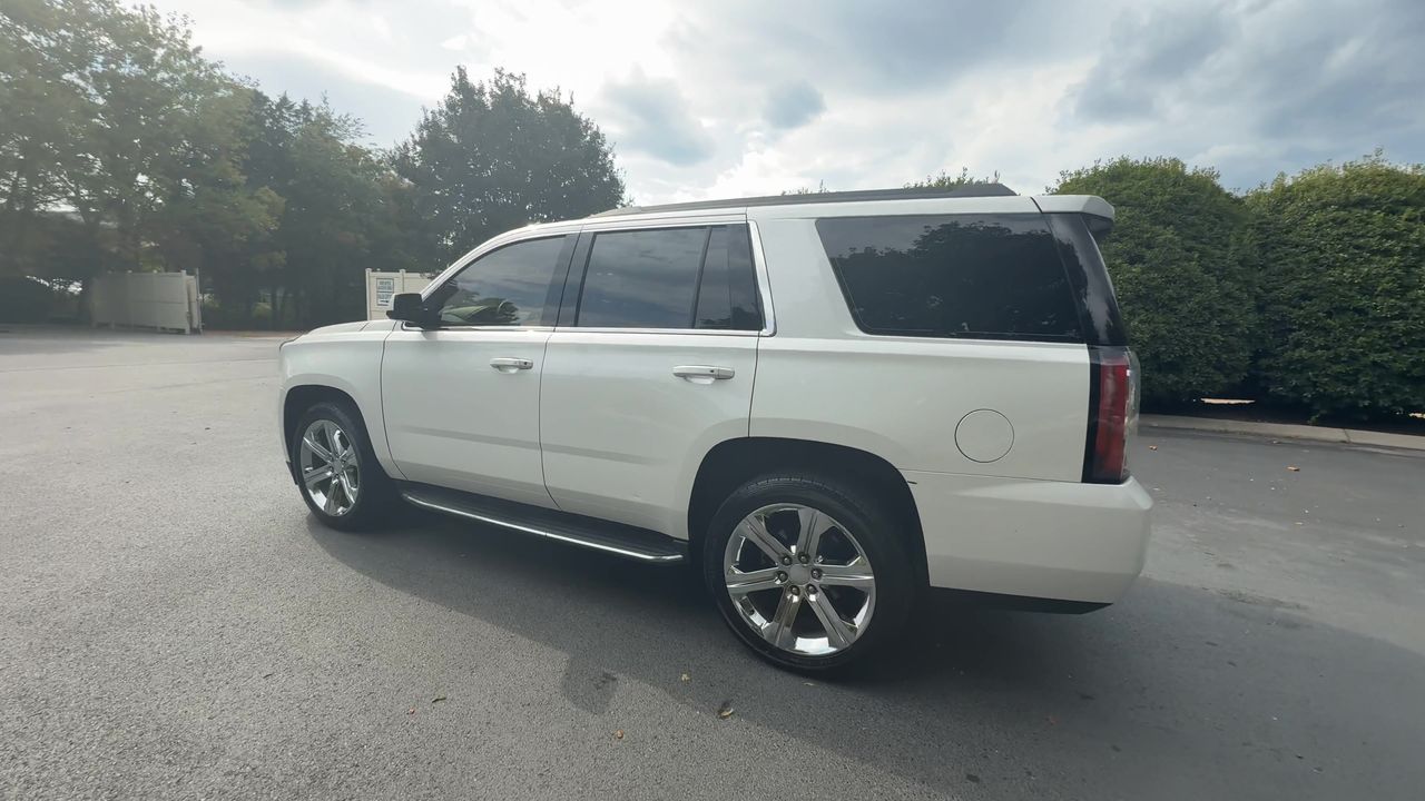 2017 Gmc Yukon SLT photo 6