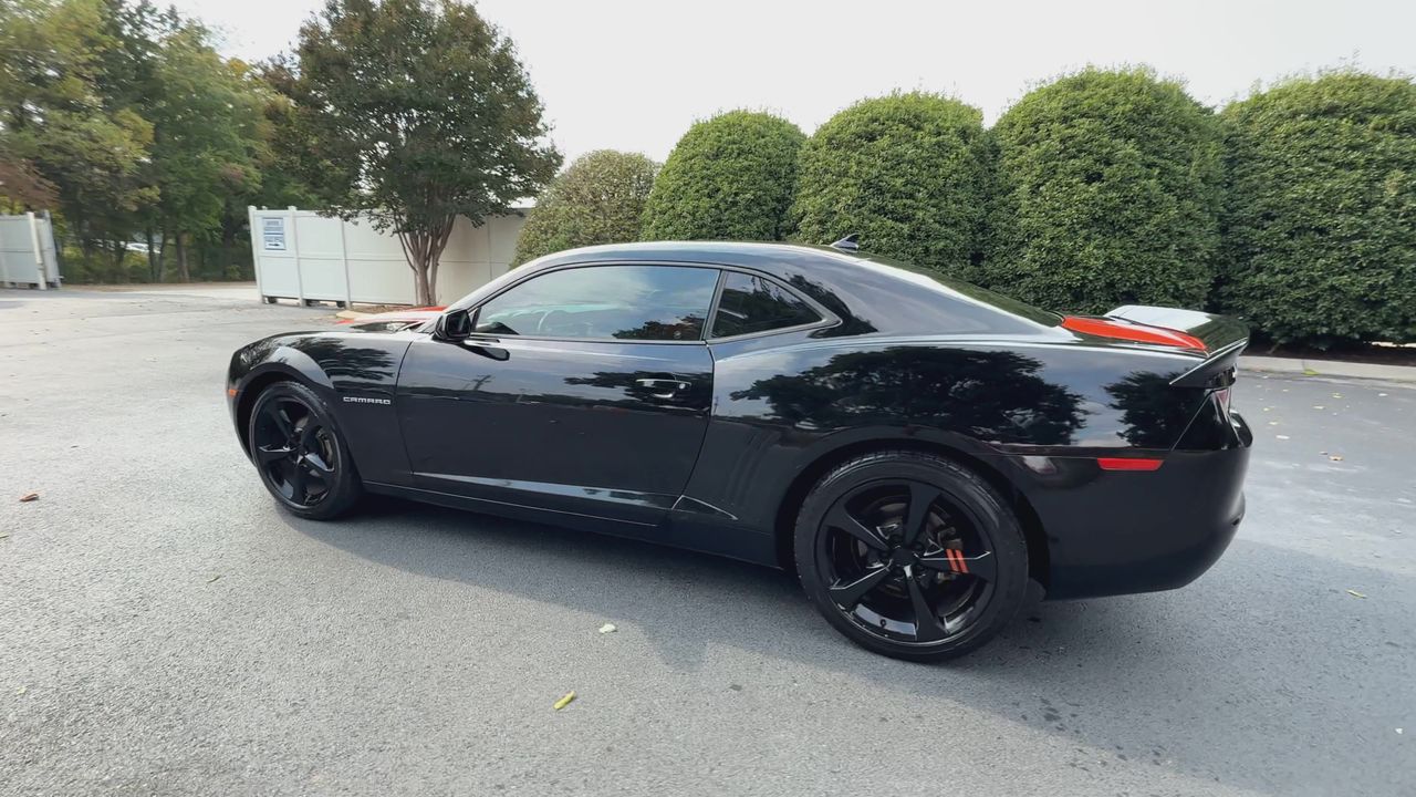 2013 Chevrolet Camaro 2LT photo 6