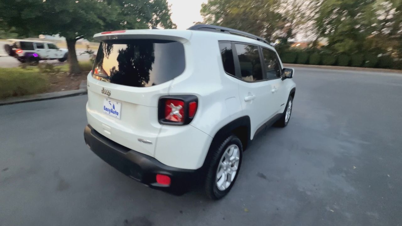 2018 Jeep Renegade Latitude North Edition photo 8