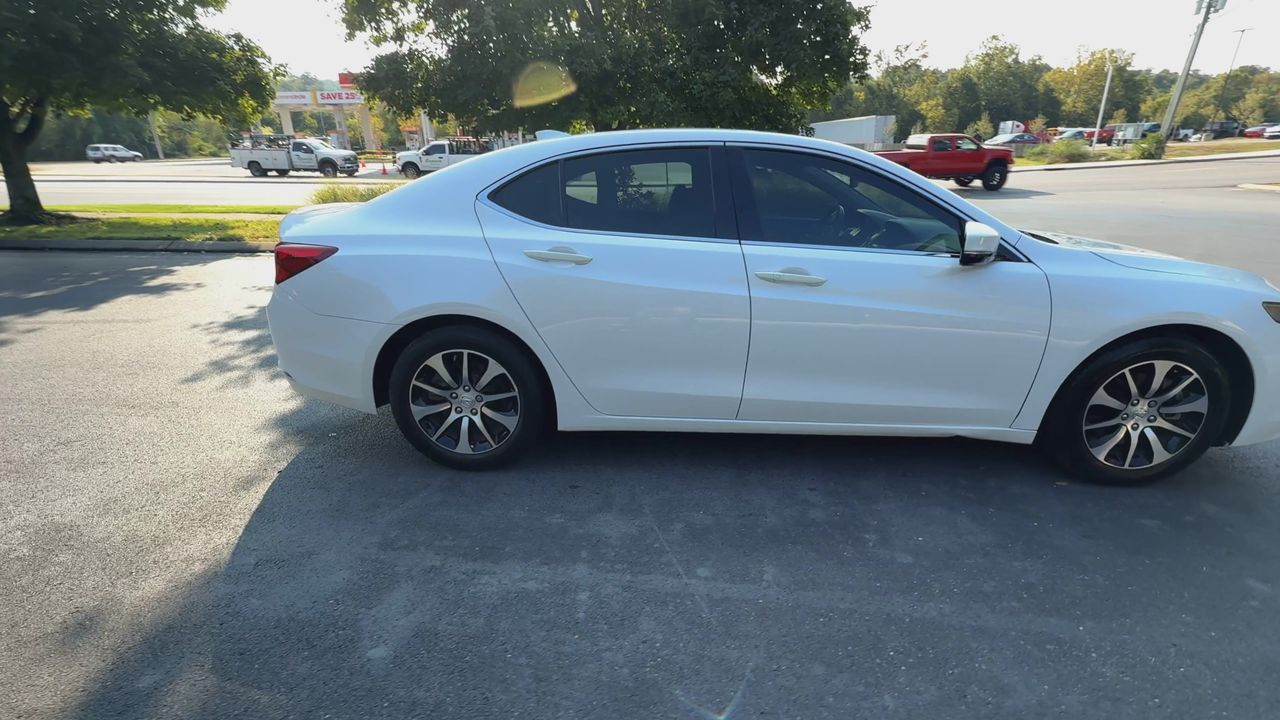2016 Acura TLX Base photo 9