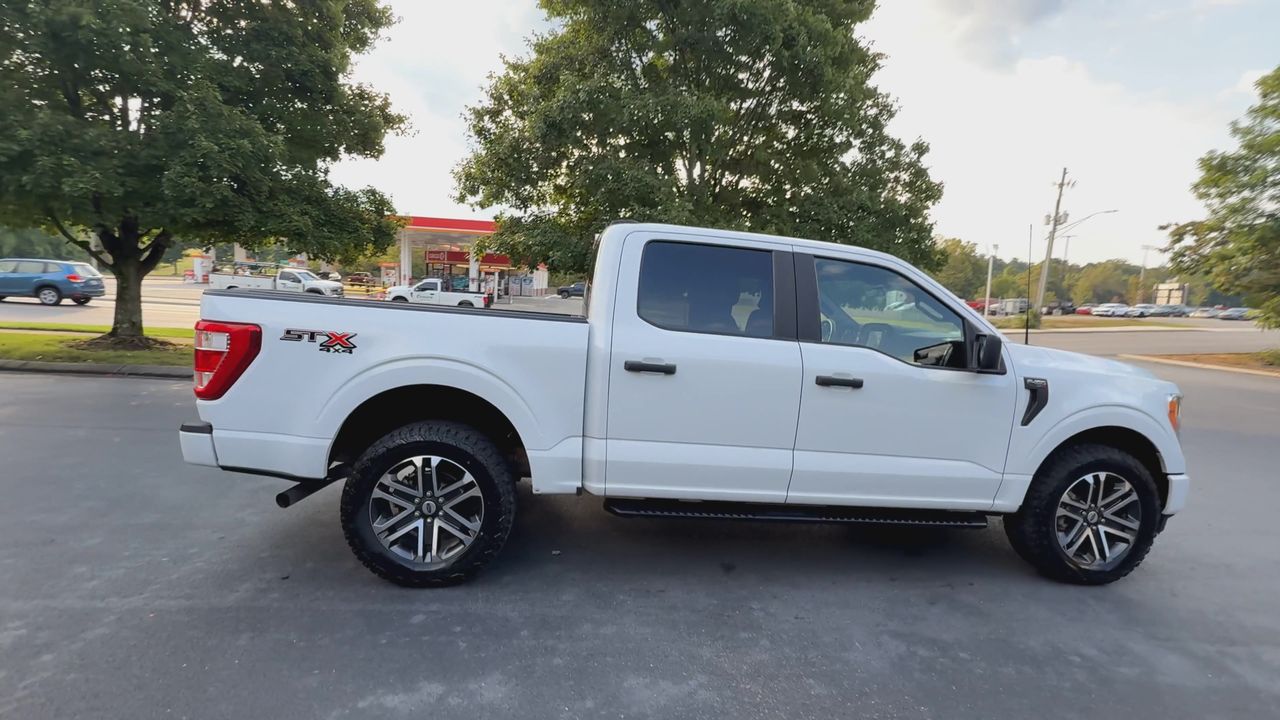 2022 Ford F-150 XL photo 9