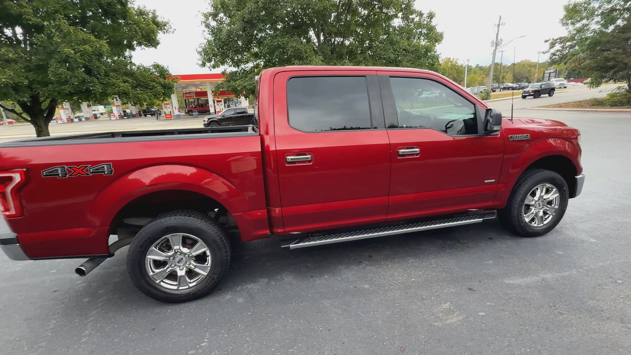 2016 Ford F-150 XLT photo 9