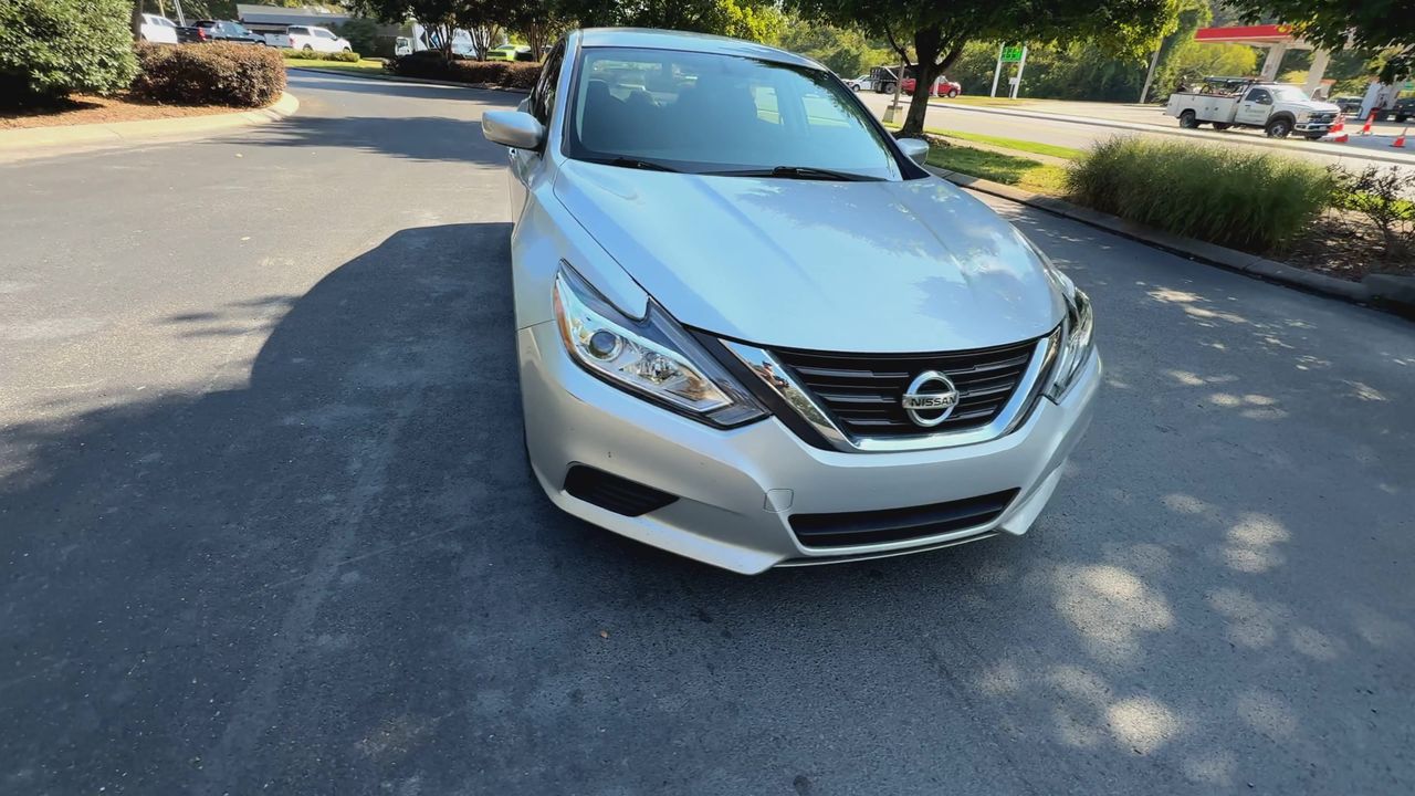 2016 Nissan Altima 2.5 S photo 3
