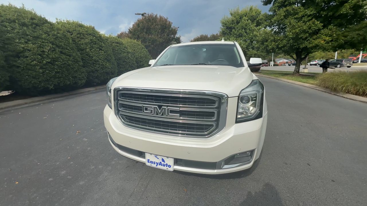 2017 Gmc Yukon SLT photo 3
