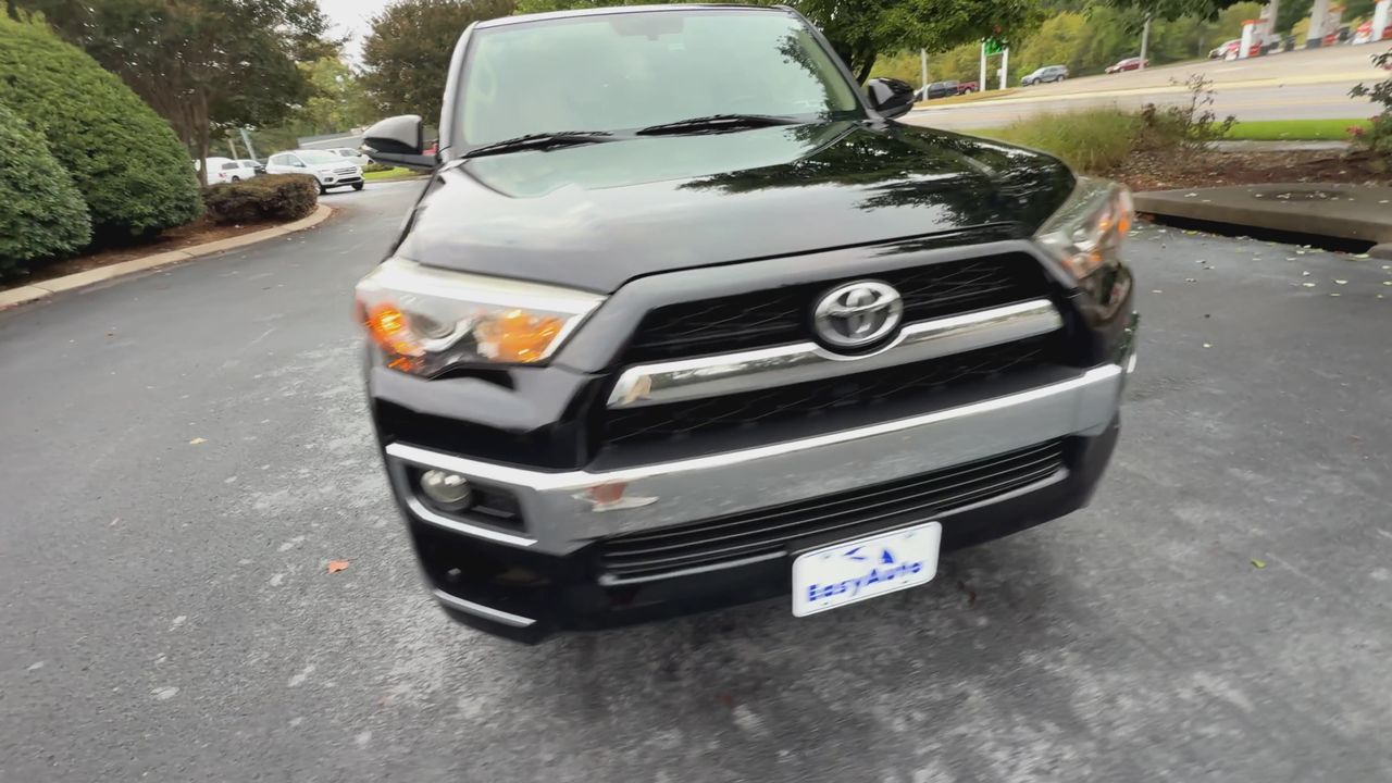 2016 Toyota 4Runner Limited photo 3