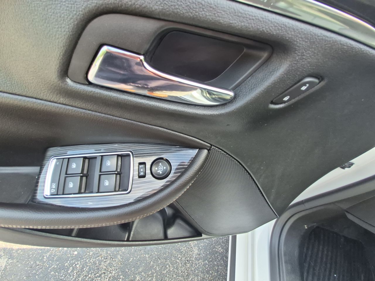 2018 Chevrolet Impala 1LT photo 10