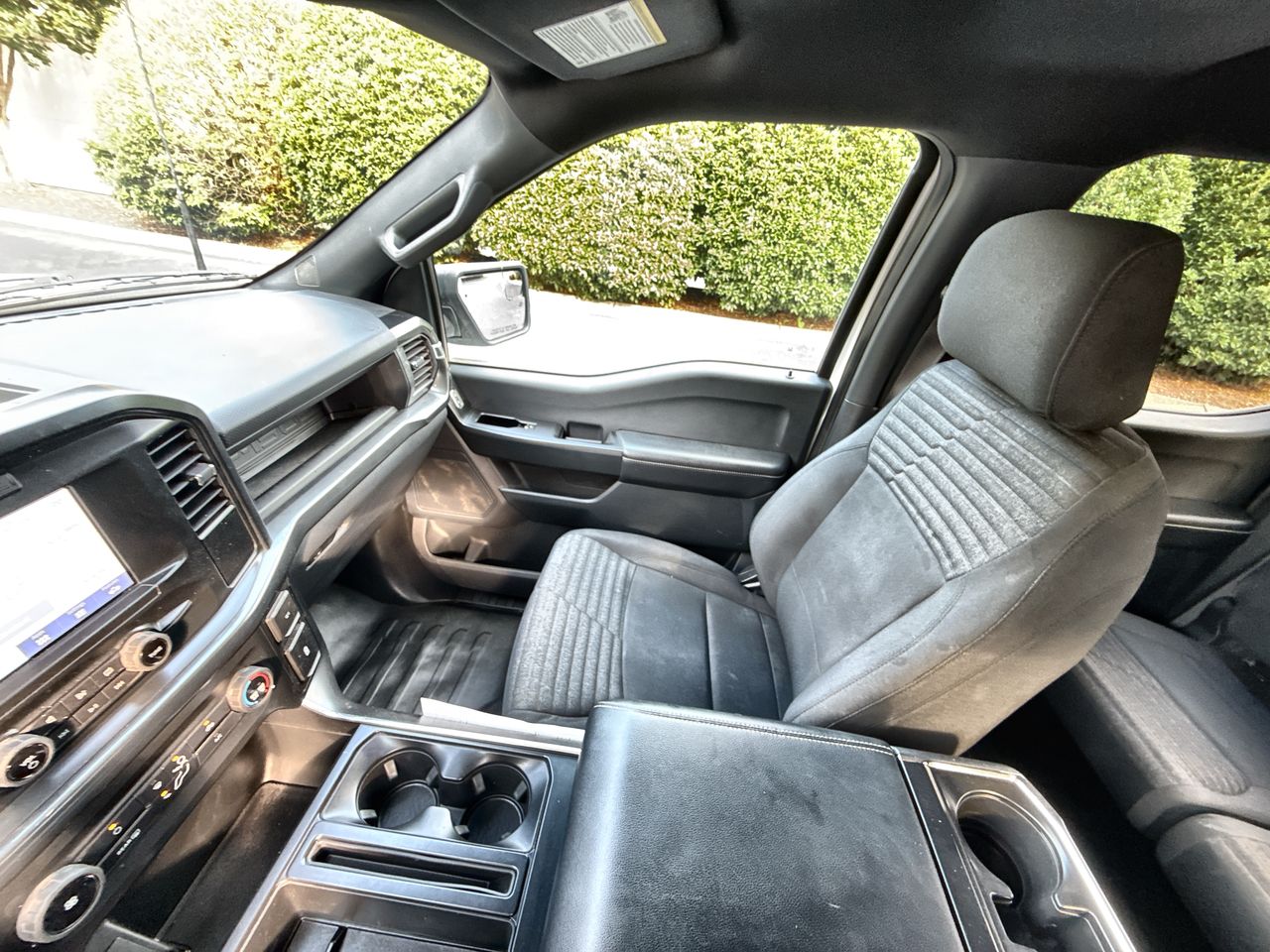 2022 Ford F-150 XL photo 19