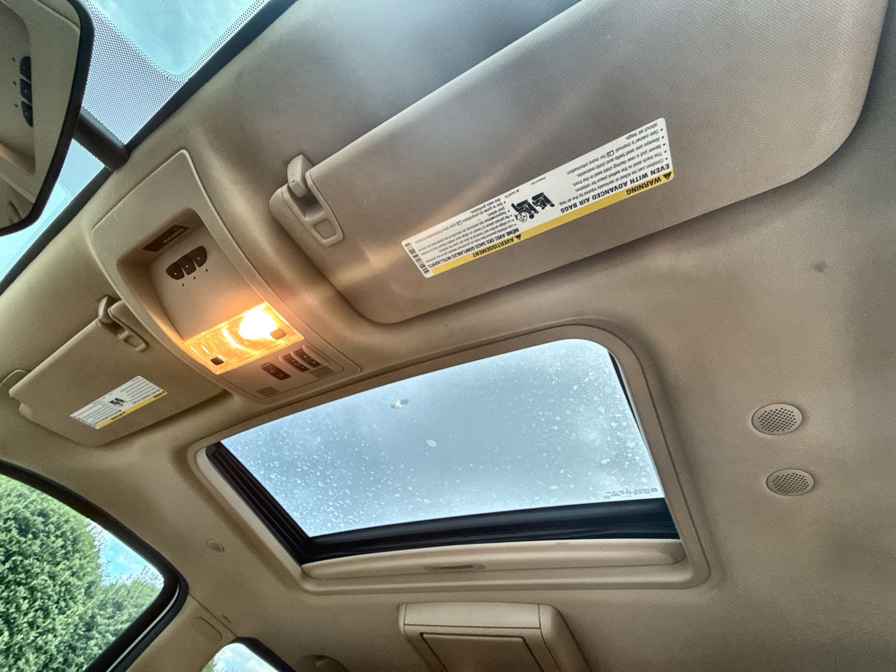 2014 Cadillac Escalade ESV Luxury photo 20