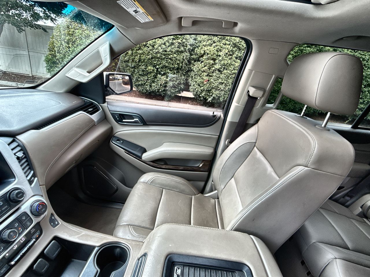 2017 Gmc Yukon SLT photo 21